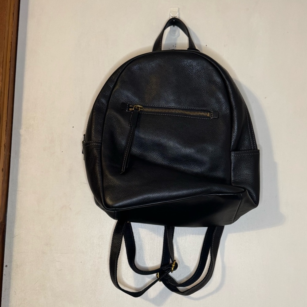 Fossil Black Leather Bag with Gold Accents